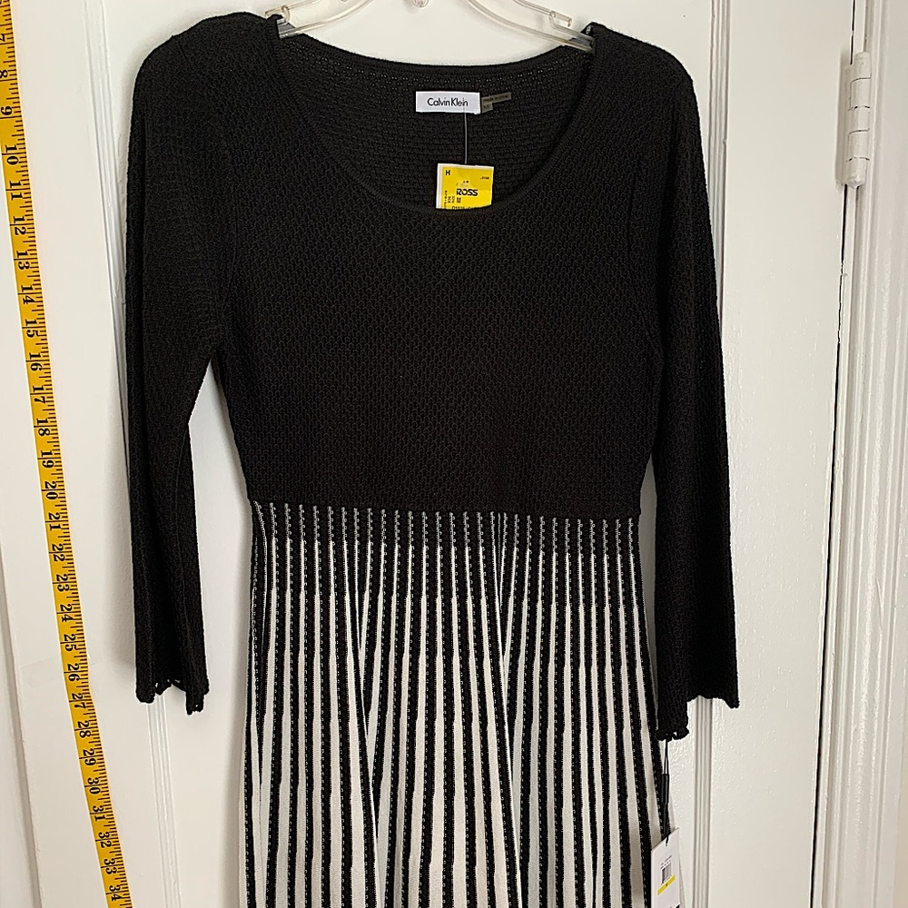 Black White mid length sleeves knee length